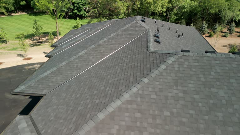 Best Wood Shake Roofing  in Petersburg, IL