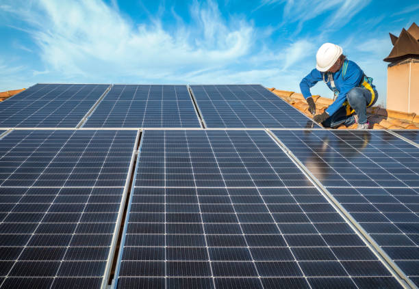 Best Solar Panel Roofing Installation  in Petersburg, IL